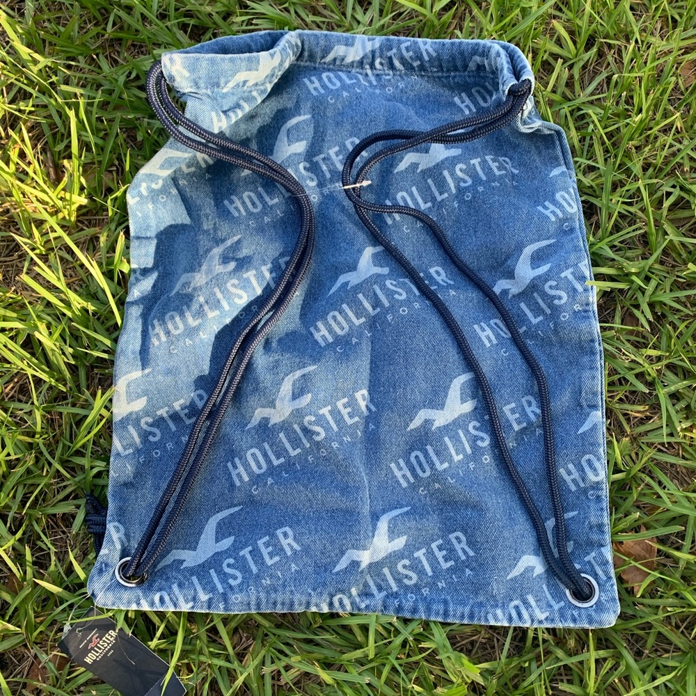 Hollister draw string bag NWT